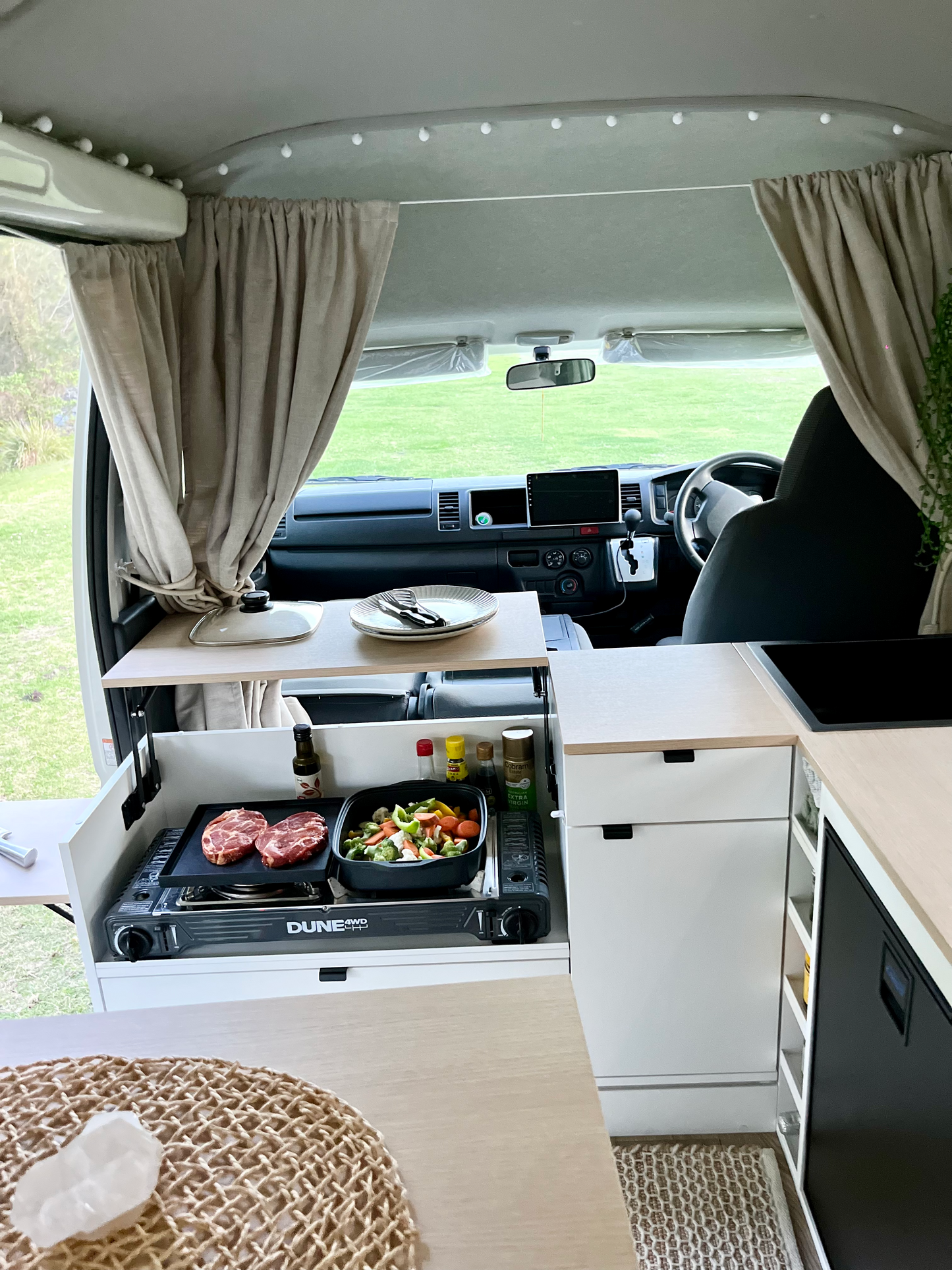 Toyota Hiace SLWB Campervan-SOLD!