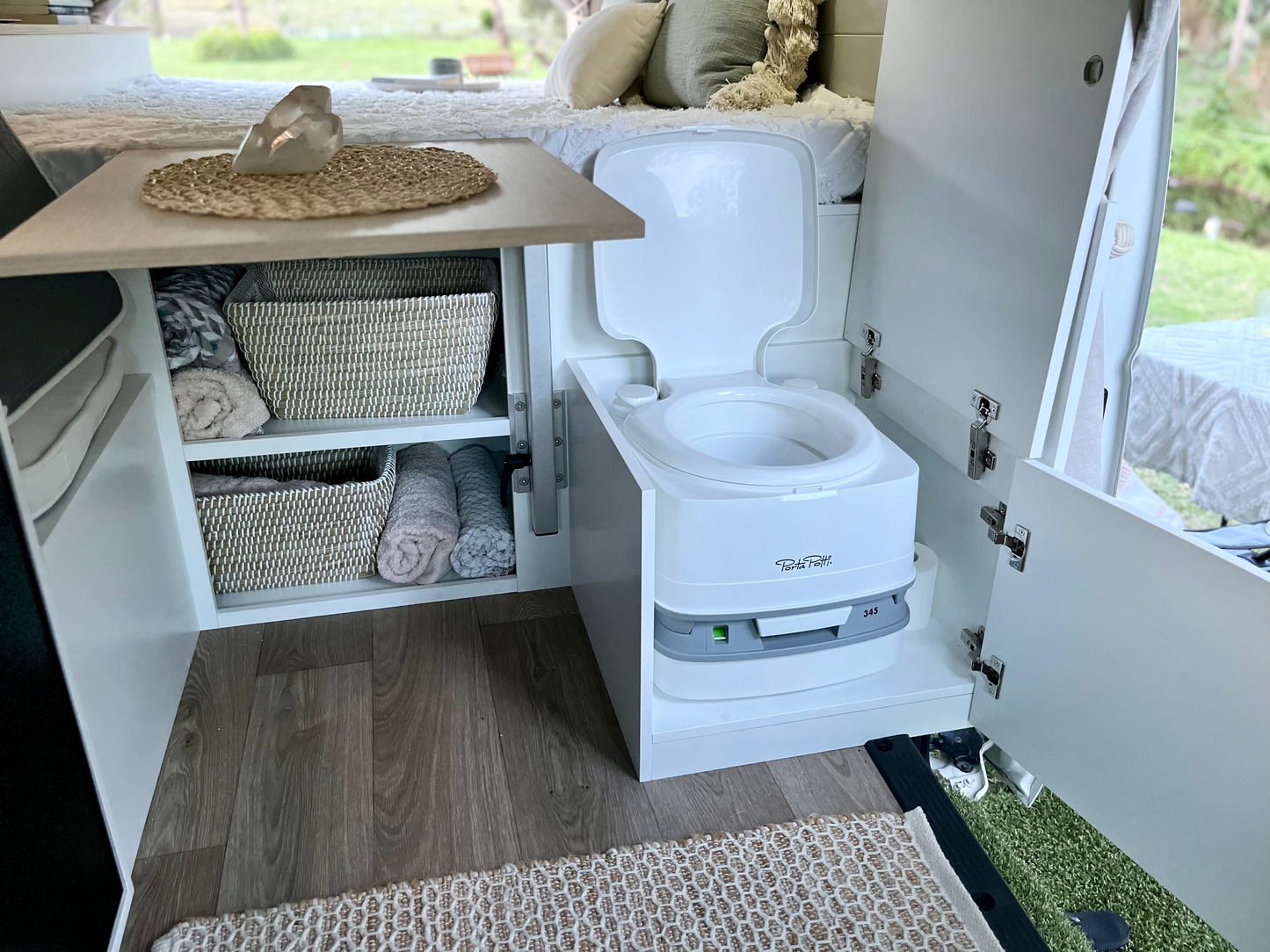 Toyota Hiace SLWB Campervan-SOLD!